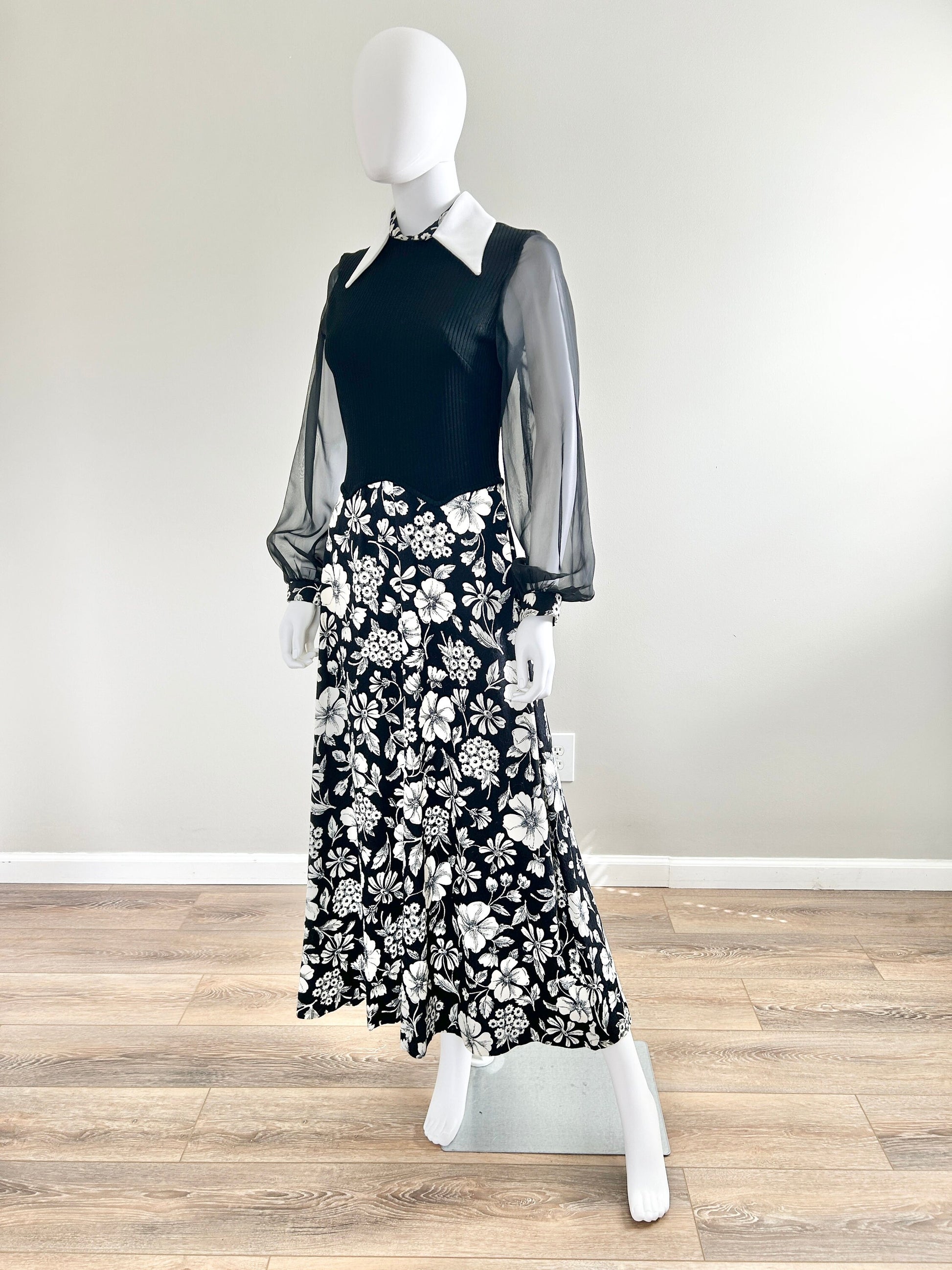 Vintage 1970s Black and White Floral Maxi Dress / 70s Retro Dress with Sheer Balloon Sleeves / Size S M