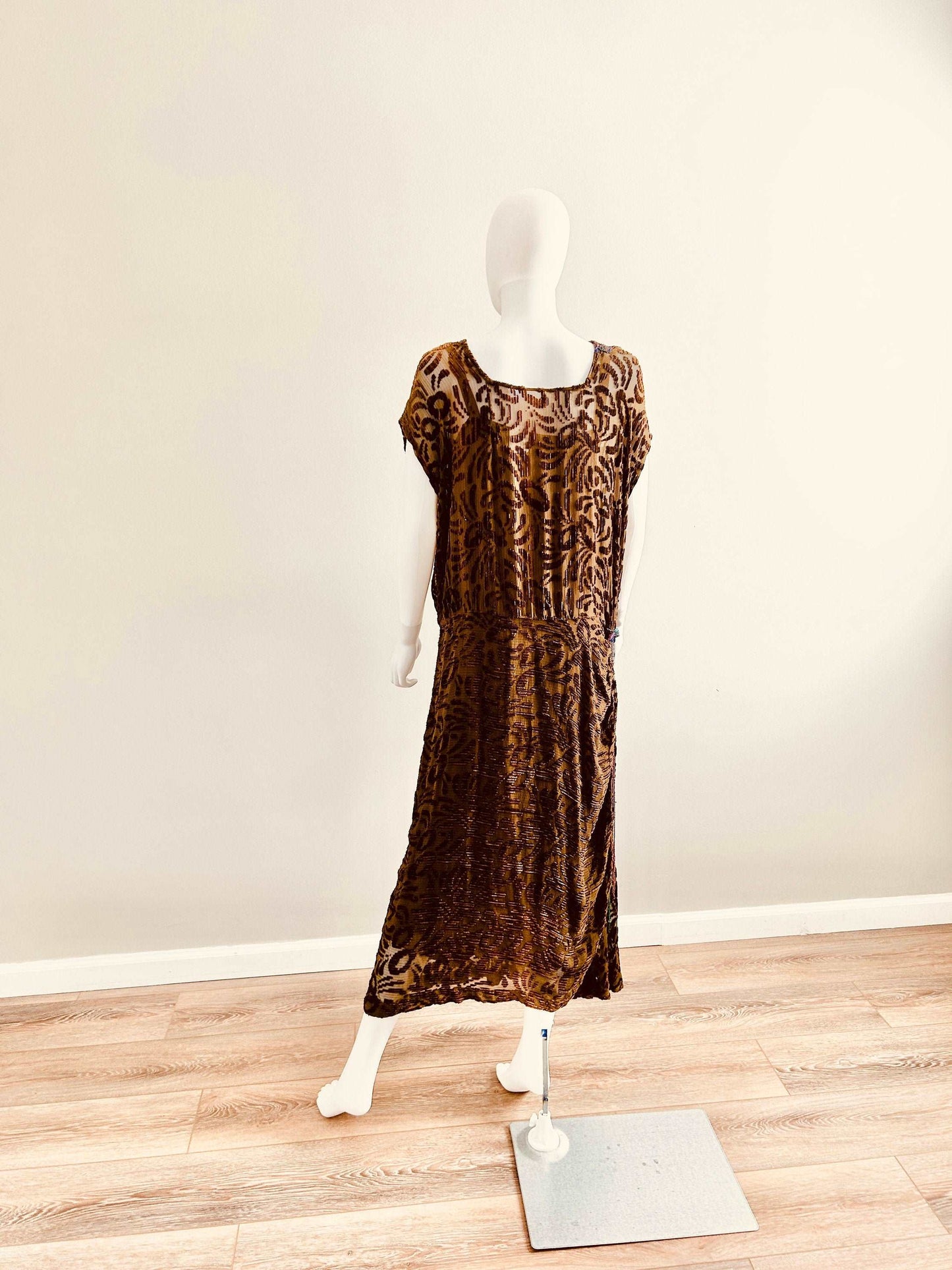 Vintage 1920s Chocolate Burnout Velvet Dress /1920s brown flapper sheer dress / 20s formal beaded dress / Size M L