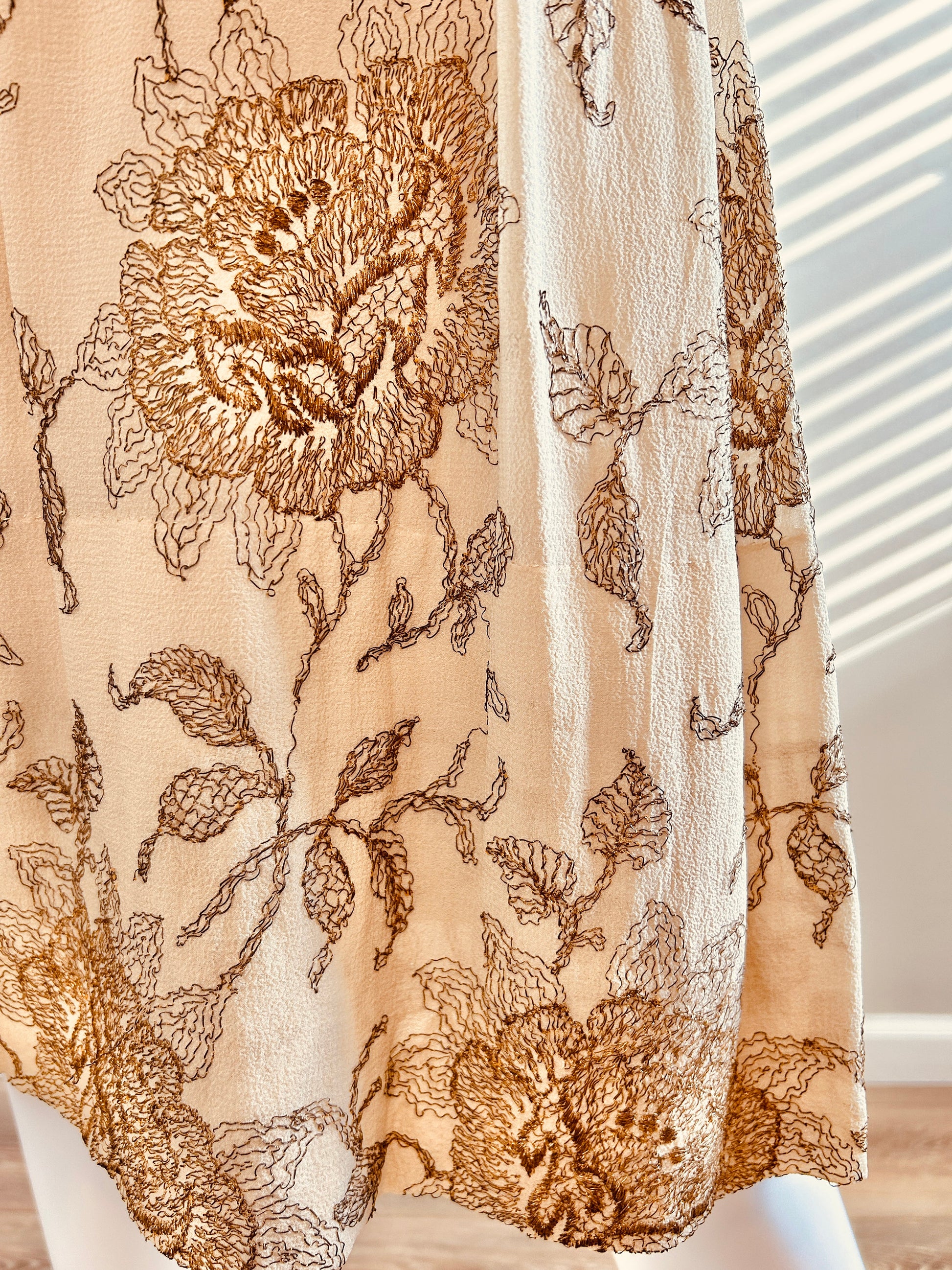 Vintage 1920s Silk Floral Dress / 20s Wedding Dress / 20s Flapper Dress / Size XS S