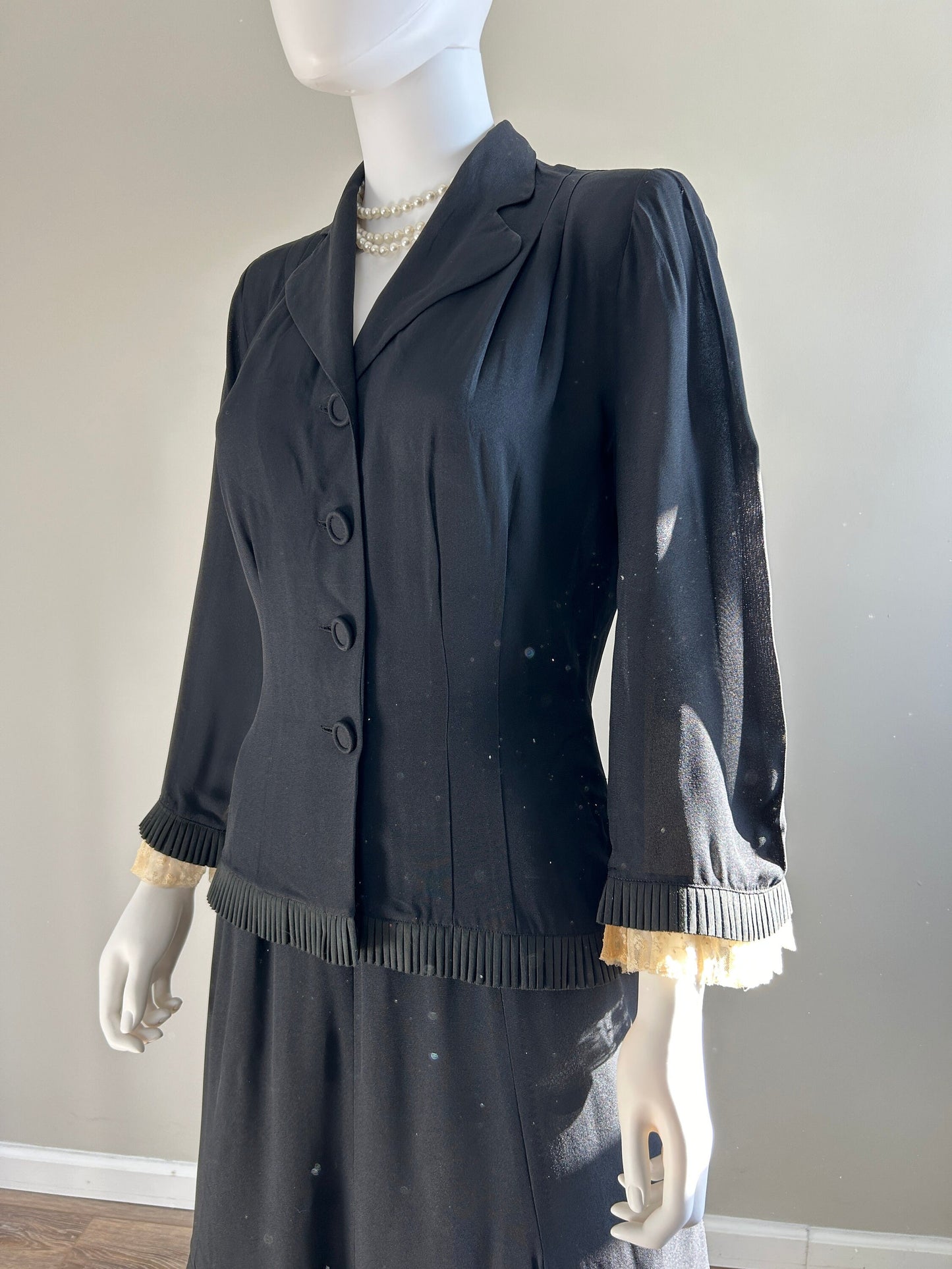 Vintage Early 1940s Black Rayon Skirt Suit / 40s Skirt and Blazer / Size S M